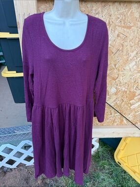 Scoop Neck Long Sleeve Dress in Plum